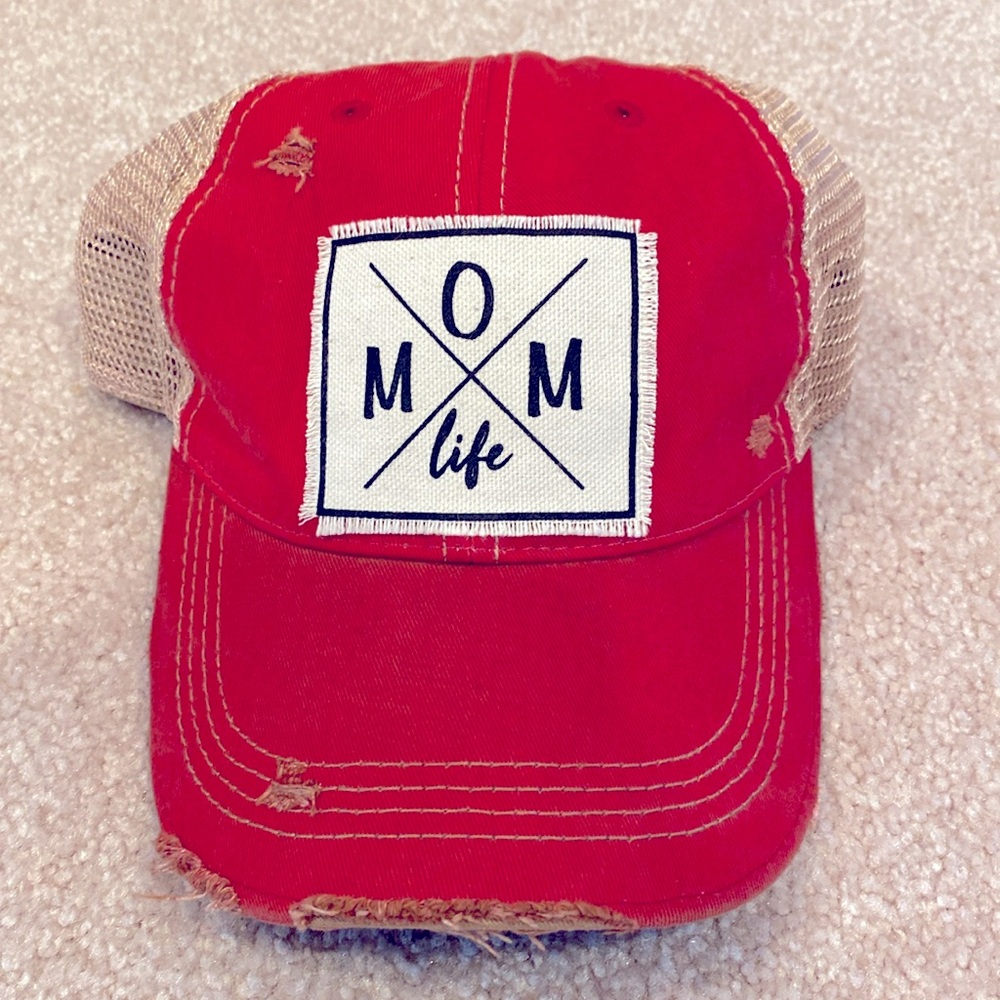 “Mom Life” Trucker Hat